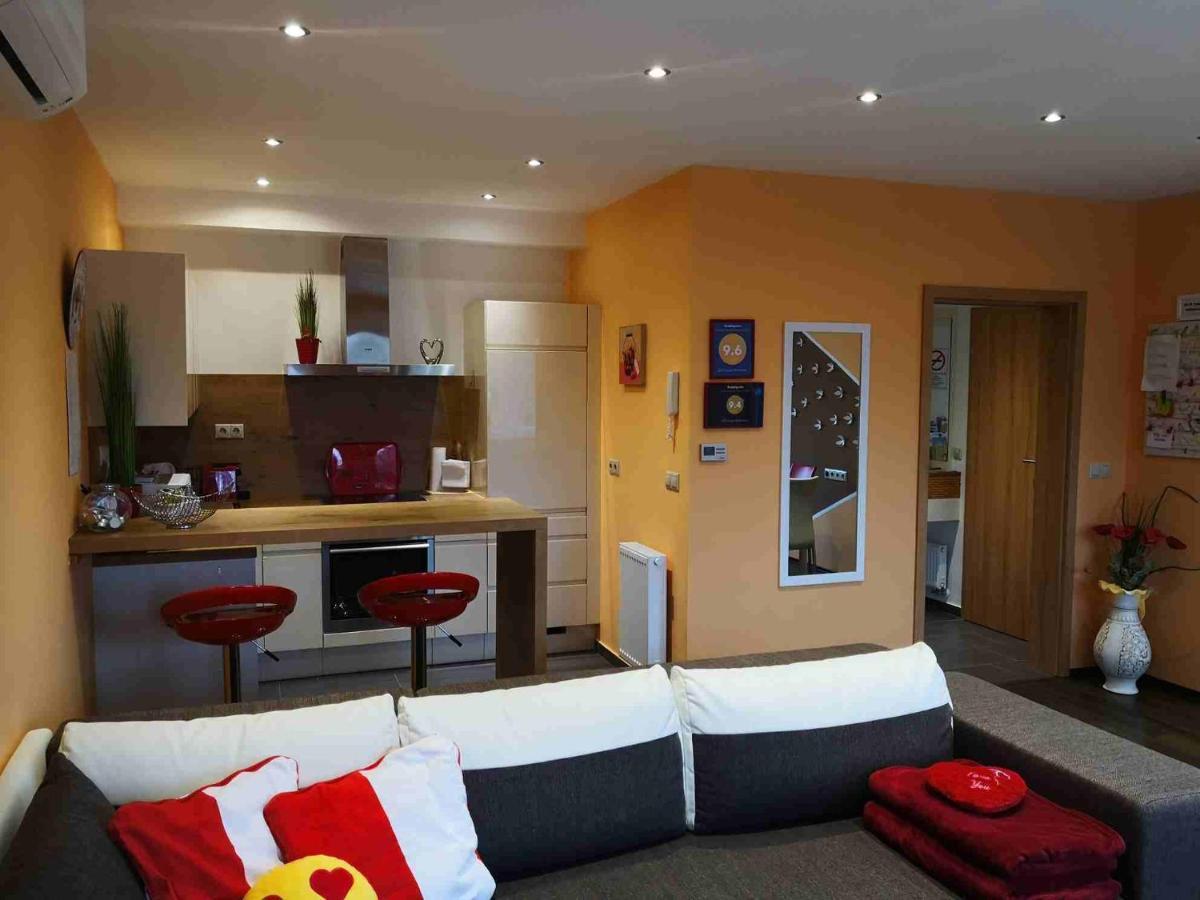 Zafír Sziget Apartman Sárvár Exterior foto