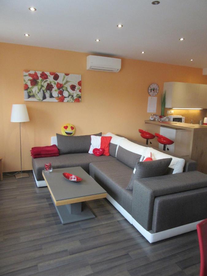 Zafír Sziget Apartman Sárvár Exterior foto